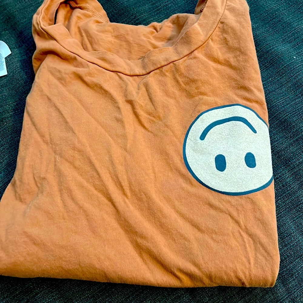 Smile face graphic t shirt